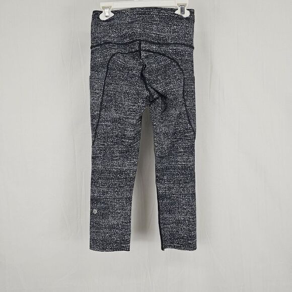 Lululemon Fast  Free Crop II (Nulux 19"") Soundwave Alpine White Black Size 4 - Picture 6 of 9